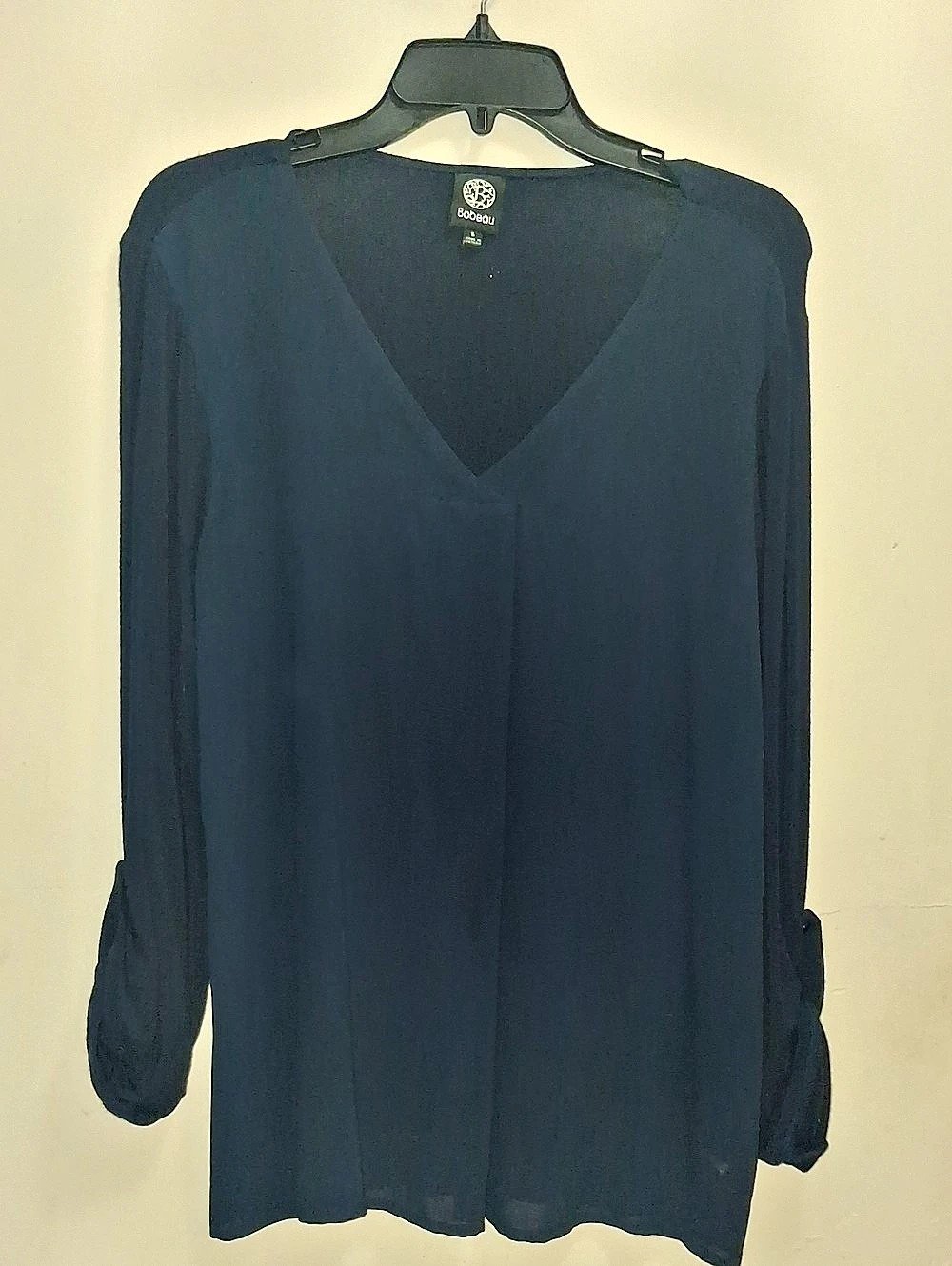Cabi V-Neck Blouse in Blue Size Medium